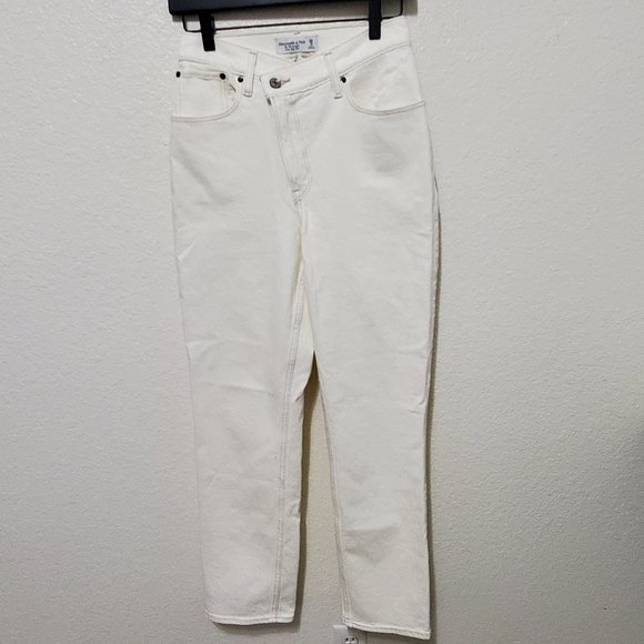 NWT Abercrombie & Fitch 90s straight ultra high rise curve love cream - Picture 1 of 13
